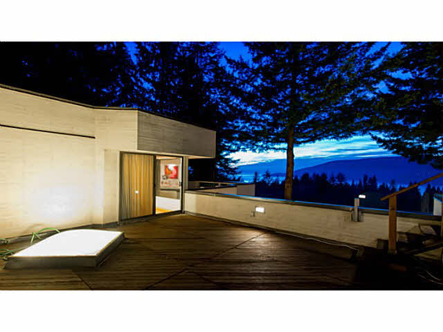 Private Ocean View Dream House in West Vancouver