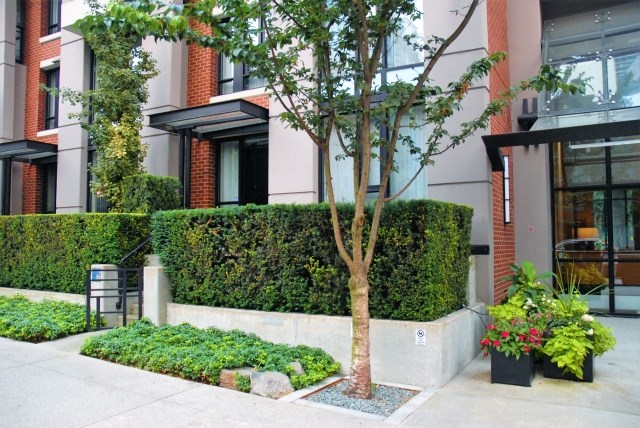 Yaletown gorgeous 2br 3ba Townhouse for rent!