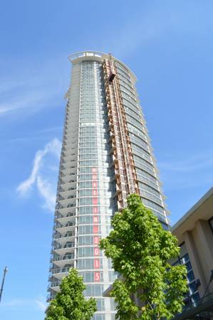 18th Floor SOLO Condo with Gorgeous view For Rent (Burnaby)