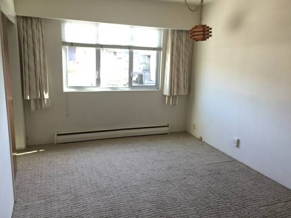 3 bedroom Apartment for rent in Dundarave