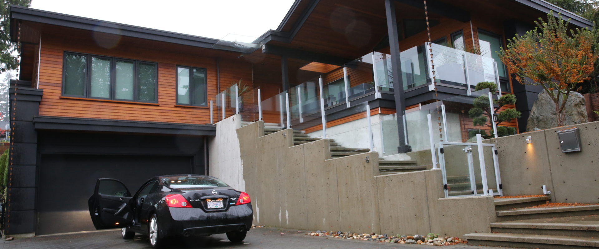 Contemporary Modern Home with Ocean Views in North Vancouver