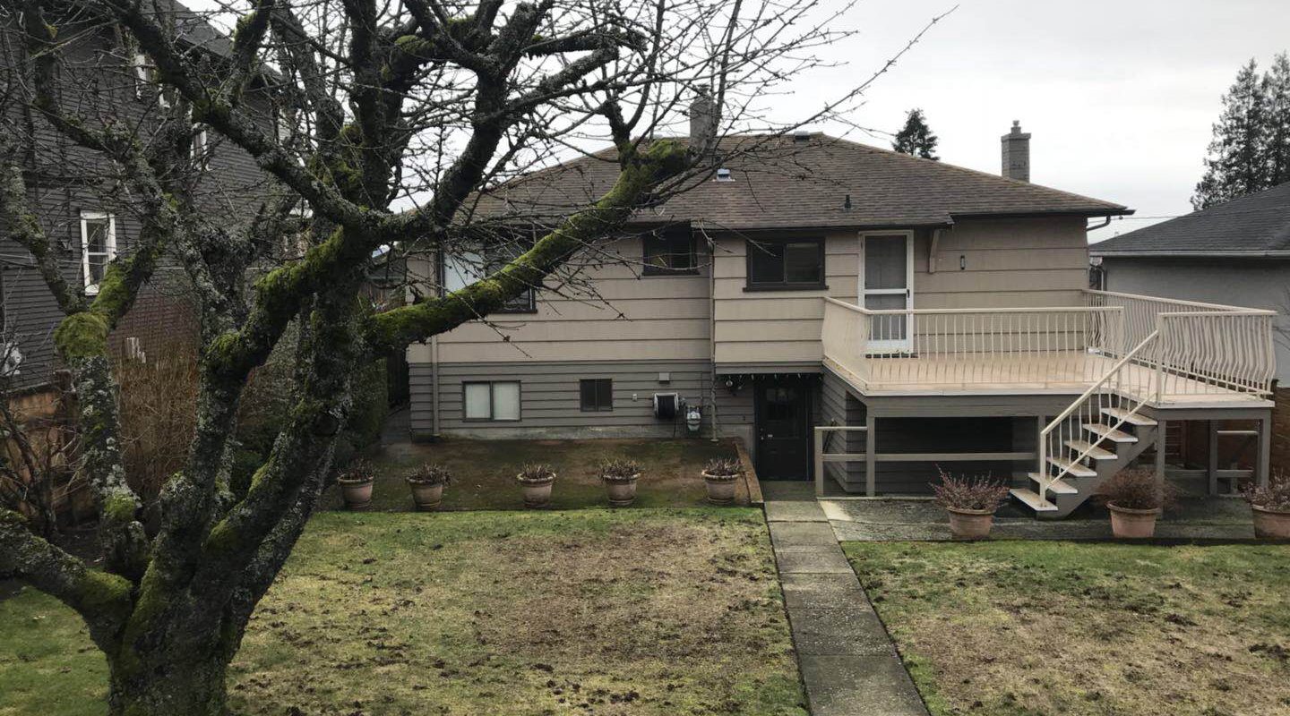 North Vancouver lovely 5br 2ba House for rent!