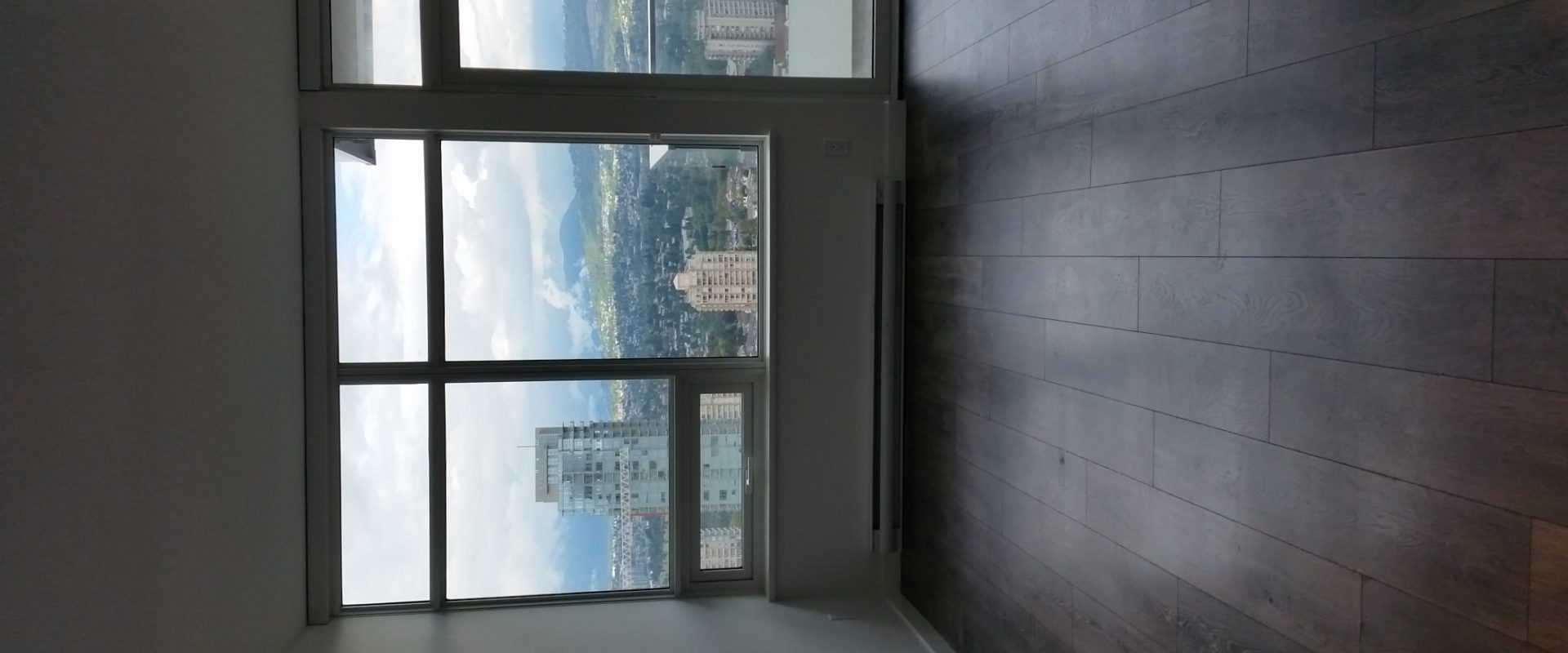 Burnaby Brand New 1bdrm Condo close to Metrotown