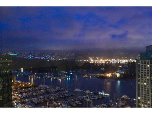 Vancouver Coal Harbour spacious 2br 2ba condo with spectacular views