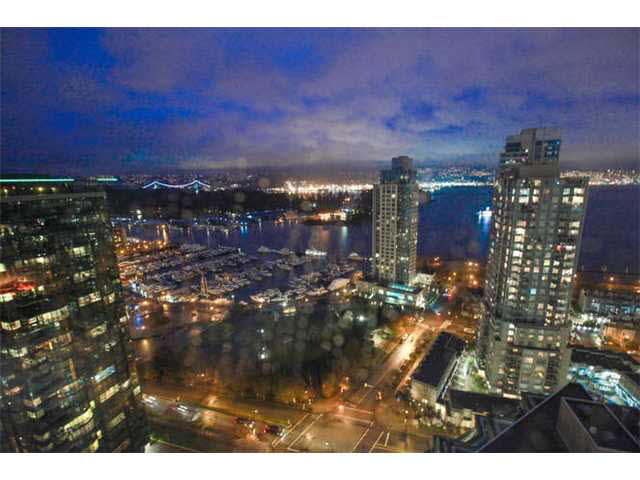 Vancouver Coal Harbour spacious 2br 2ba condo with spectacular views