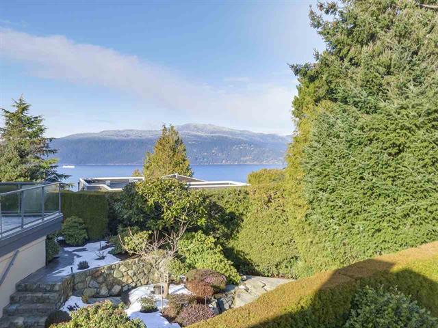 West Vancouver 4br 4ba Executive home at Upper Caulfeild!