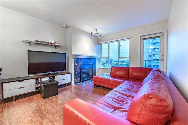 Fantastic 2br 2ba Condo in Trendy Lower Lonsdale with Ocean, Lions Gate & City views