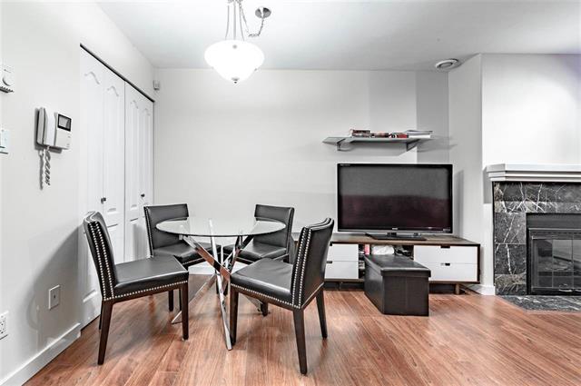 Fantastic 2br 2ba Condo in Trendy Lower Lonsdale with Ocean, Lions Gate & City views