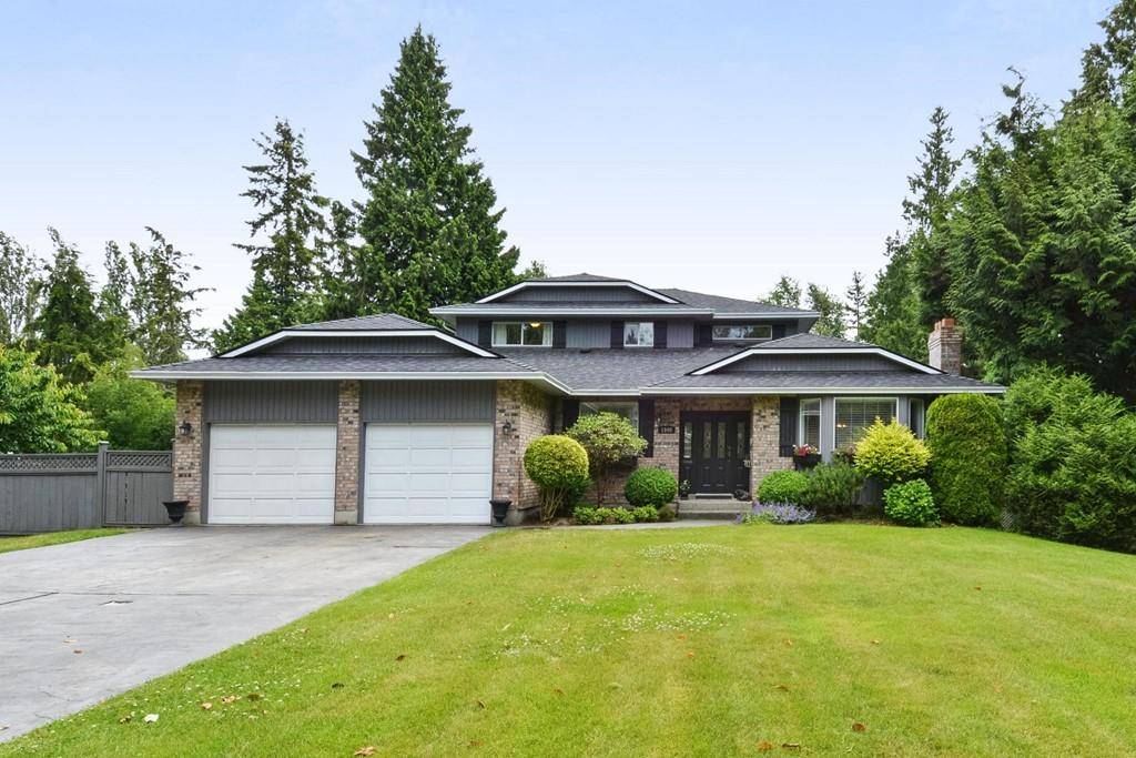 Prestigious Amble Greene located in South Surrey modern house for Rent