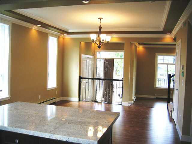 Coquitlam Beautiful Design Furnished 4 bdrm 4 bath 1/2 Duplex home