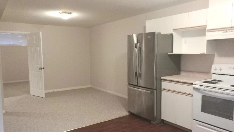 Coquitlam Lovely Large 2br 1ba basement For Rent!