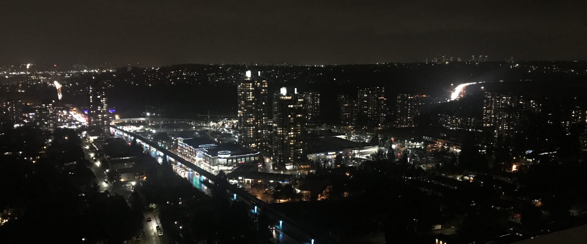 Newly finished Lougheed Heights SE facing corner unit, city views