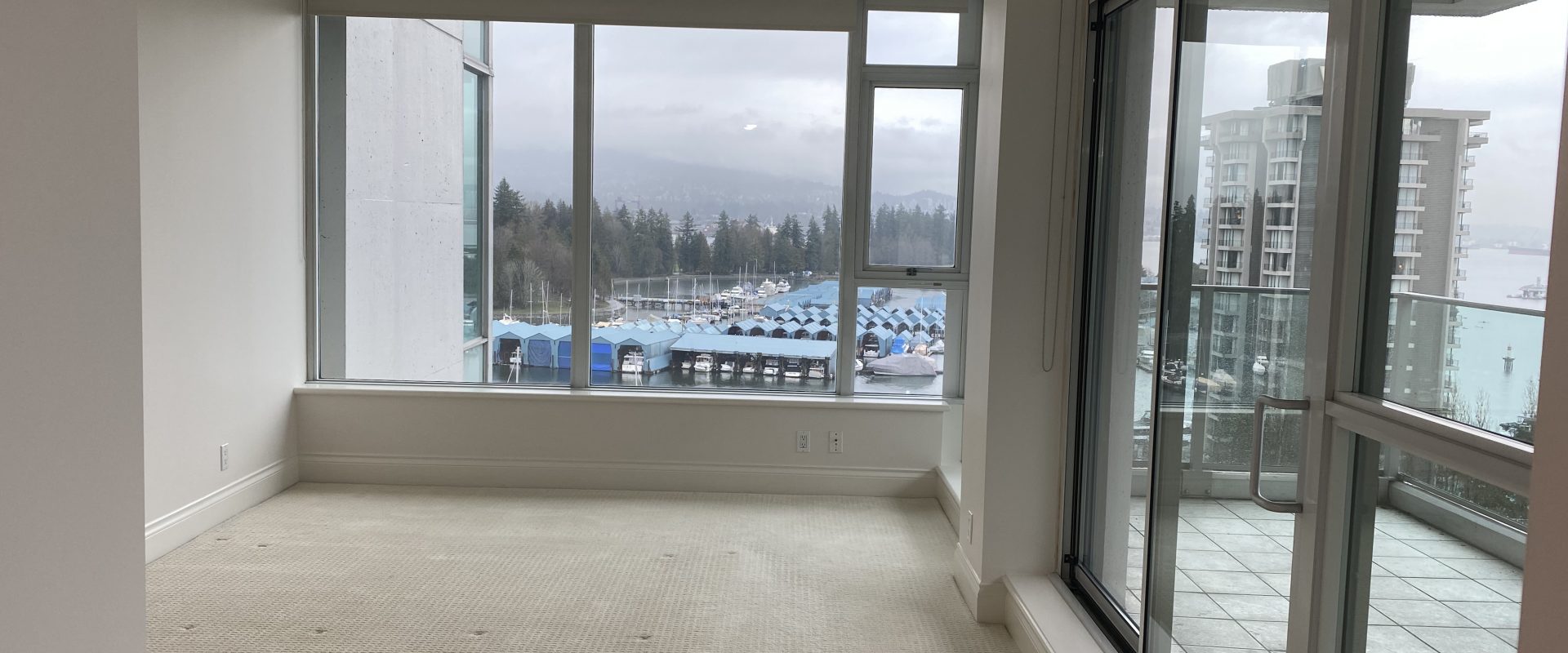 Coal Harbour Waterfront extra large 3 bedroom condo