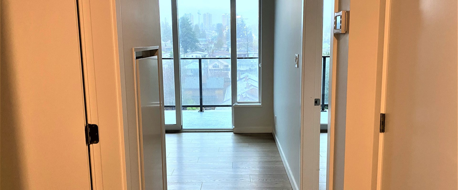 Located in Vancouver West 1br plus 1den condo with North facing!