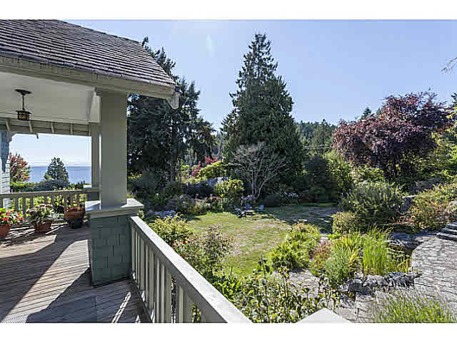 West Van Stunning Huge Lot house with Ocean Views from each window