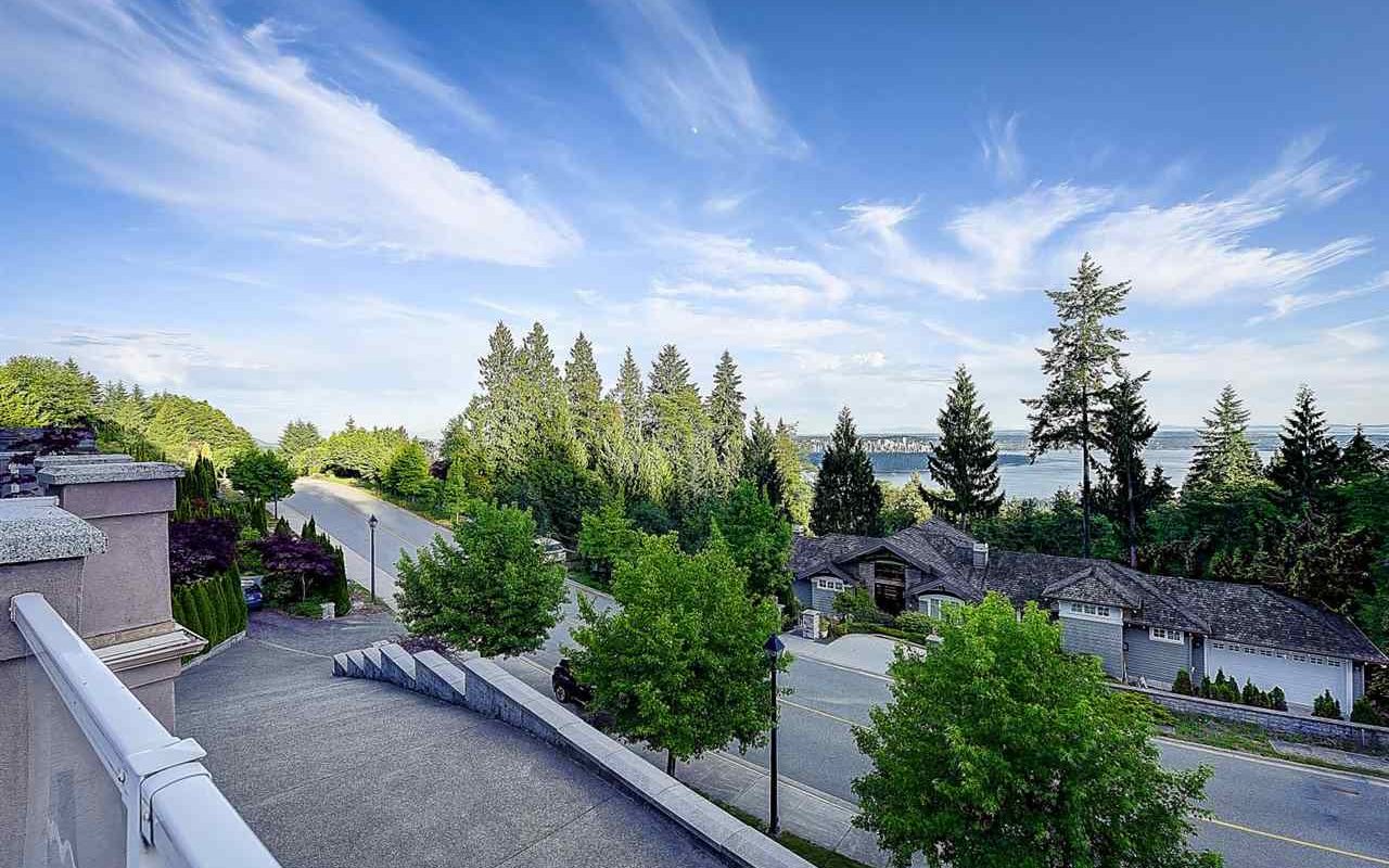 Well Maintained South Facing Home in West Van with Ocean and City View