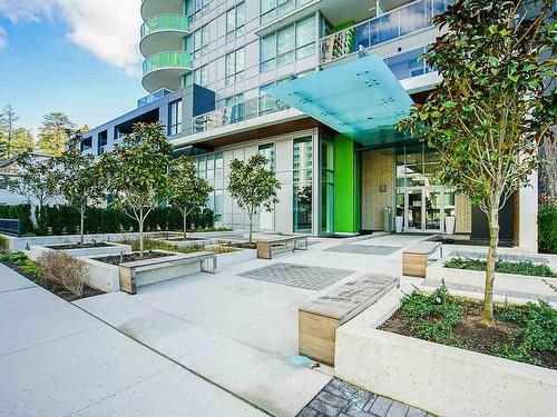 Burnaby Stylish Urban 2br 2ba Condo in the heart of Metrotown!