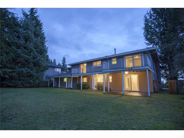 Situated in North Van 5br 5ba House with Stunning Panoramic Ocean View