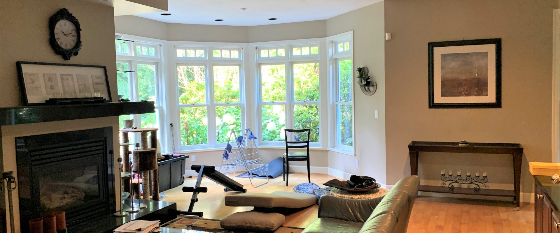 West Van Amazing Furnished 5 bdrm 6 bath Cozy House for Rent