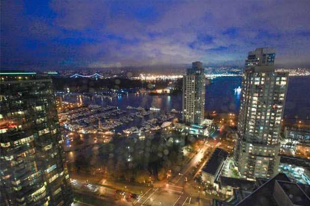 Vancouver Coal Harbour Spacious 2br 2ba Condo with Spectacular Views