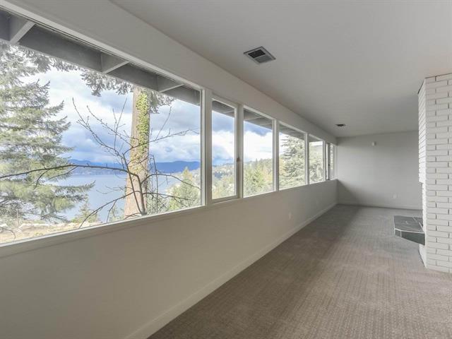 West Vancouver Newly Renovated 5br House with Breathtaking Ocean Views