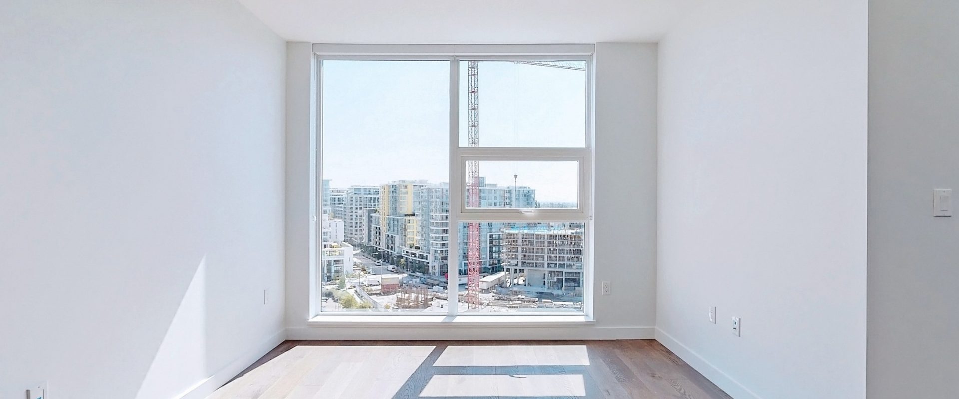 【Richmond】ViewStar! Brand New Apartment with City View