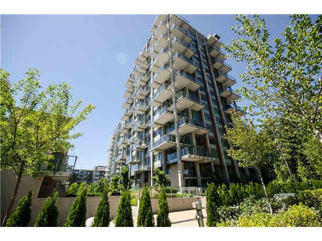 【UBC】”1000 sqft” 2br2ba+Den Corner Condo with incredible large balcony