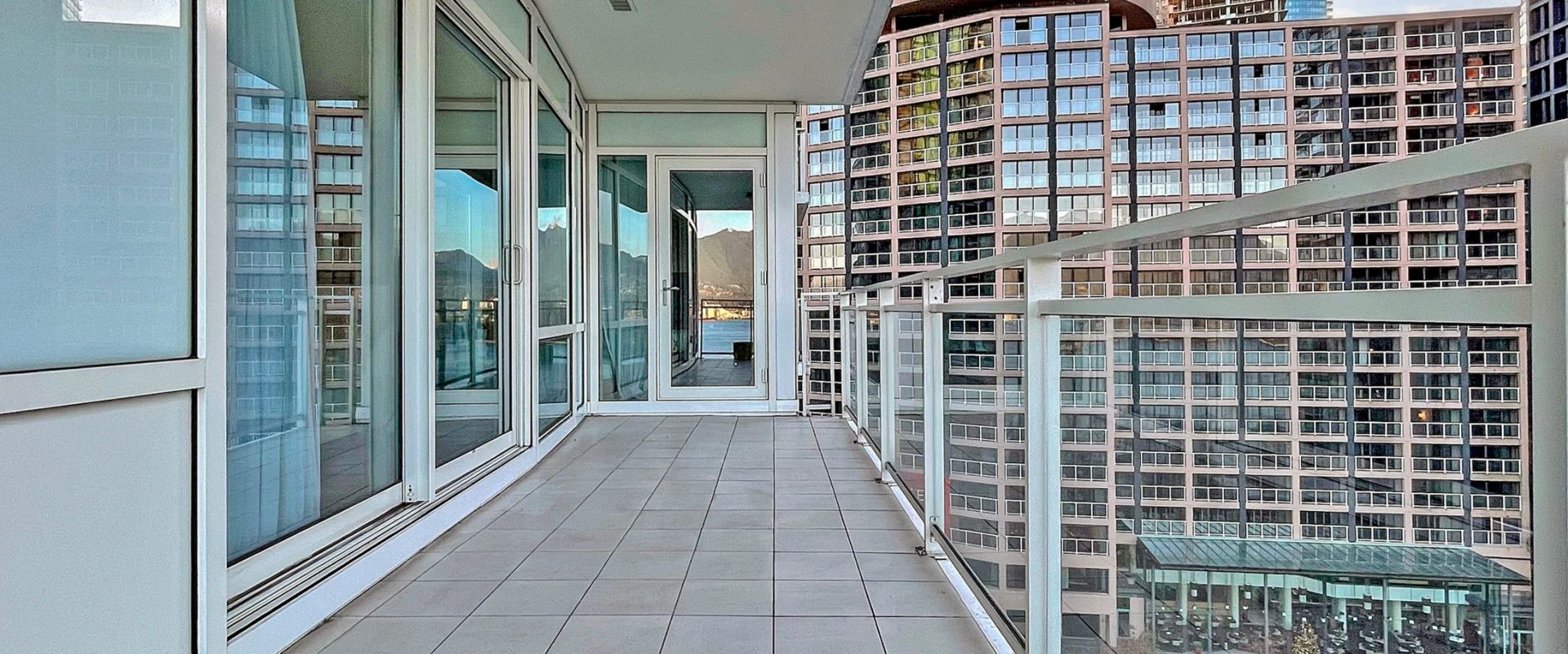 【Coal Harbour】Harbour Green 2667sqft Apartment with amazing sea view