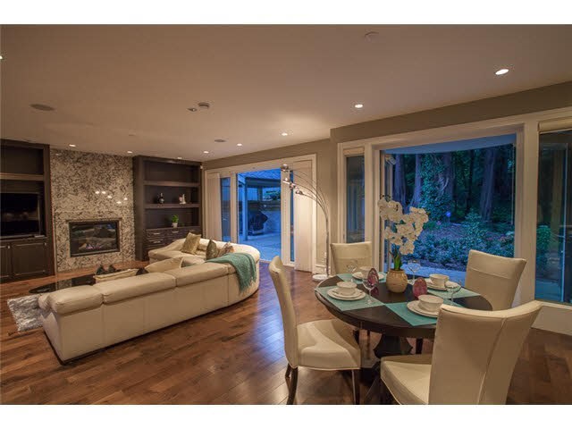 West Vancouver Good Maintained Luxury 3-Level Home 5br 7ba for Rent