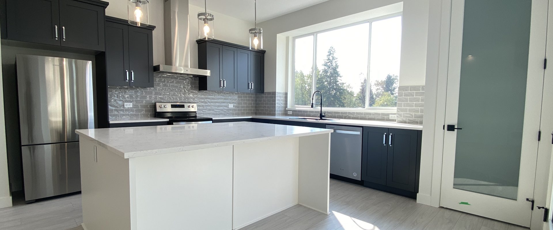 Maple Ridge Brand New House Main Unit For Rent