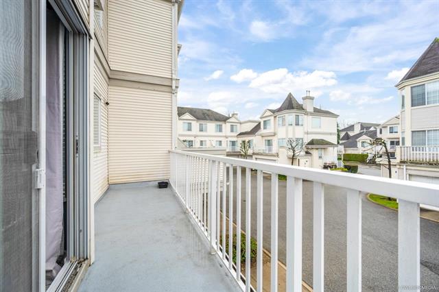 Richmond East Cambie Townhouse For Sale