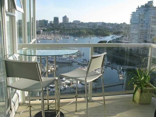 Waterfront Marinaside 2 Bedroom Apartment for Sale