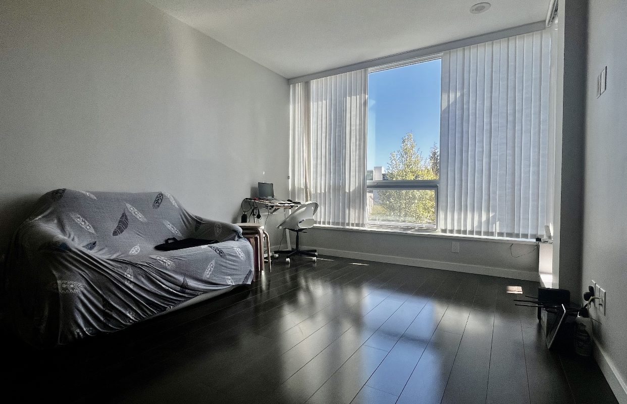 Exclusive Concrete highend Condo at UBC with 2br 2ba