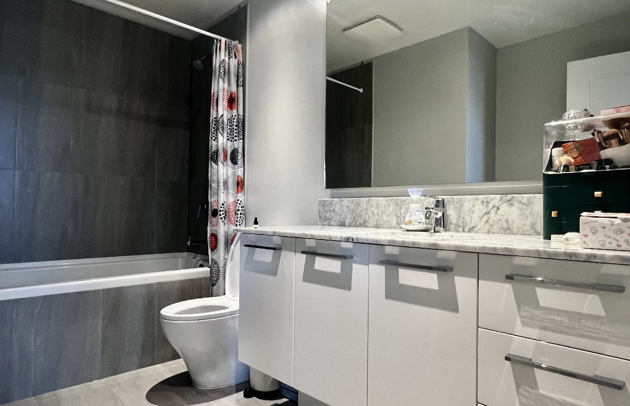 Exclusive Concrete highend Condo at UBC with 2br 2ba