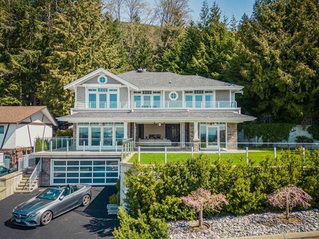 North Vancouver Gorgeous House for Sale