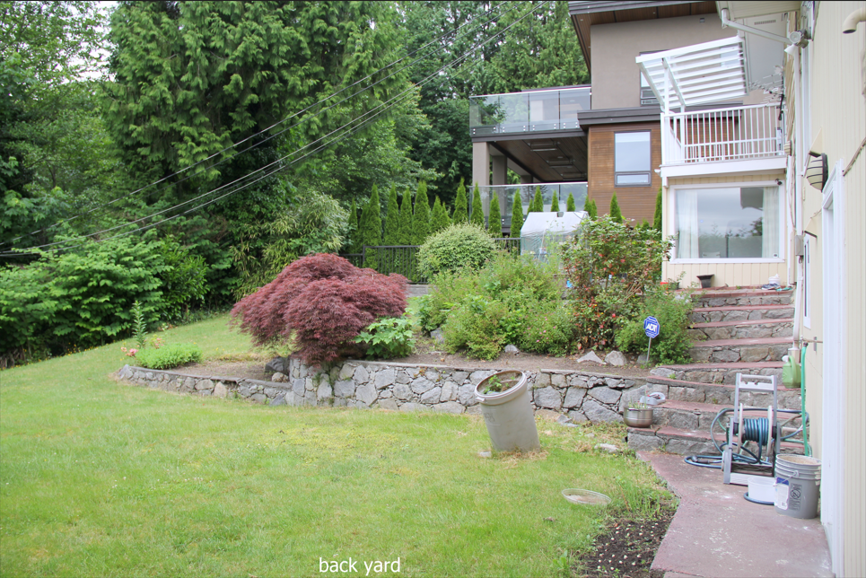 West Vancouver Fully Renovated in 2019 with 4Br3Ba House for Rent!