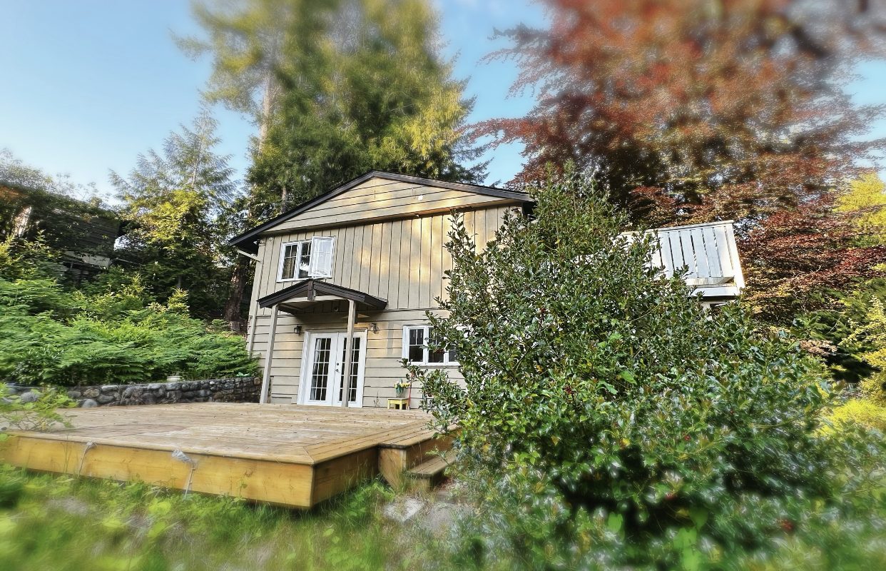 WEST VANCOUVER Well Maintained 3 Bedrooms House for Rent