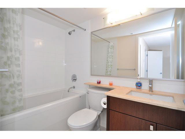 Burnaby Sullivan Heights Well-maintained Mountain View Condo For Sale！