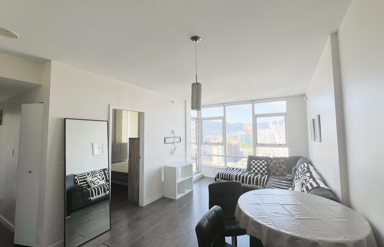 Yaletown 2Bedrooms Plus 1 Den condo for Rent