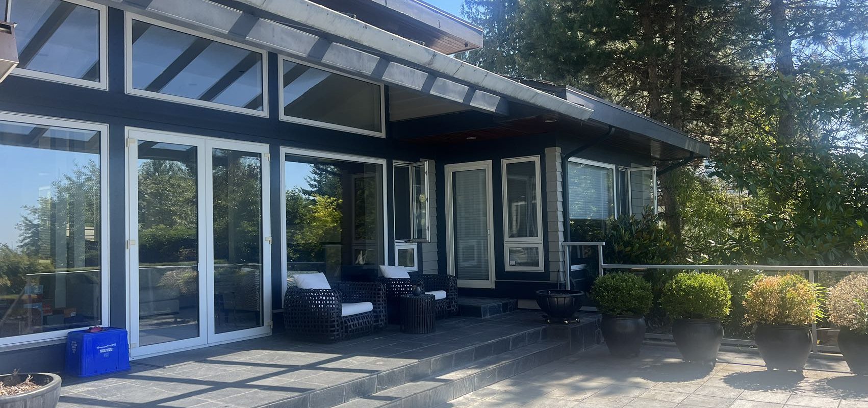 West VANCOUVER Fantastic Ocean View Spacious 3BED 4BATH House for Rent