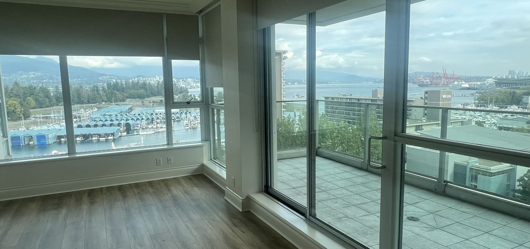 Coal Harbour Waterfront Extra Large 3 Bedroom Condo 2 Parking For Rent