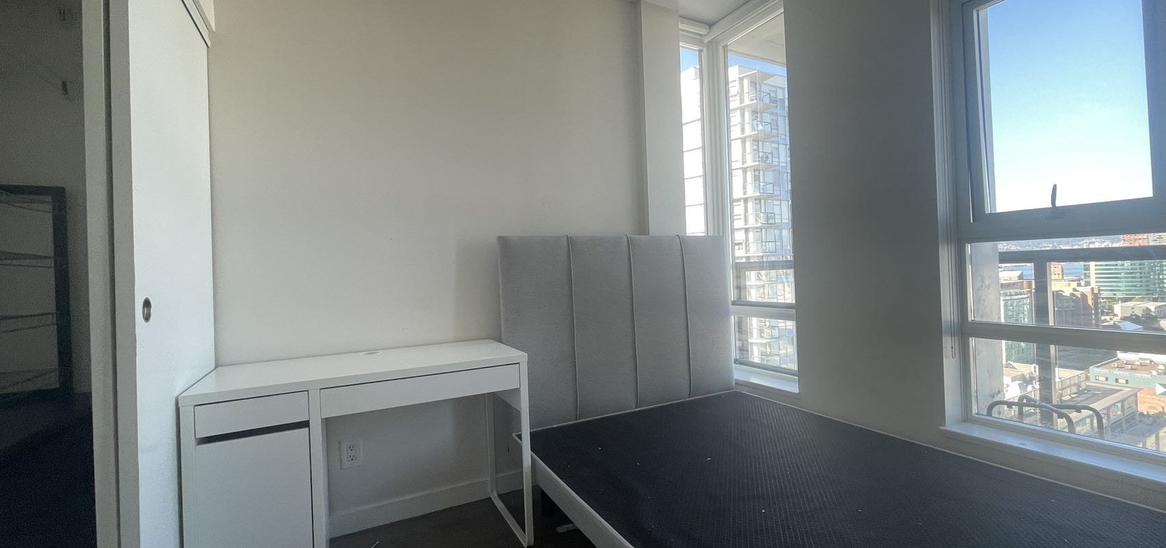 Yaletown 2Bedrooms Plus 1 Den condo for Rent Sincerealty 精诚地产