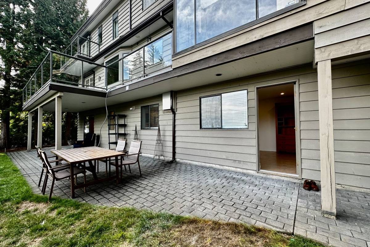 West Vancouver Glenwood Spacious 2bd/1ba ground suite for rent