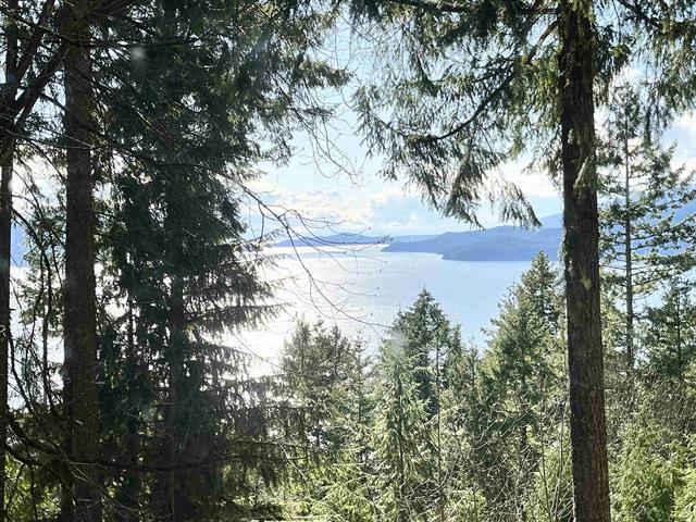 West Vancouver Gorgeous Ocean & Island views House For Sale