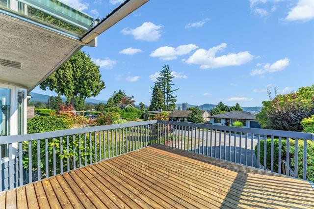 North Vancouver Wonderful family home For Sale