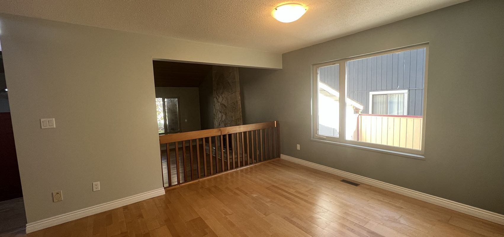 South Surrey Large 4Bd/3Ba Single Family House For Rent
