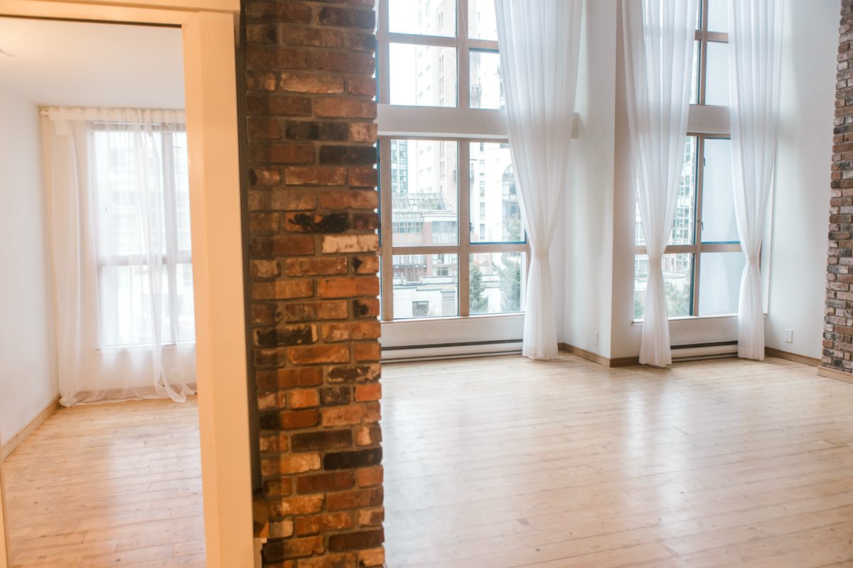 Downtown Vancouver Cozy Two Storey Loft 1Bd/1Ba Suite For Rent