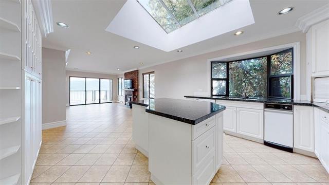 Amazing OceanView House in West Vancouver For Sale