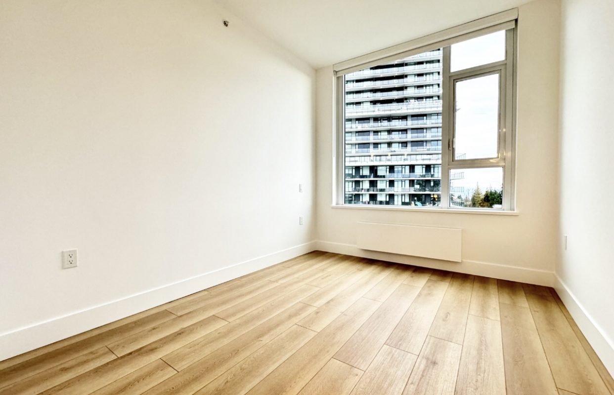 SFU Brand New 807sf 2 Bed 2 Bath Available