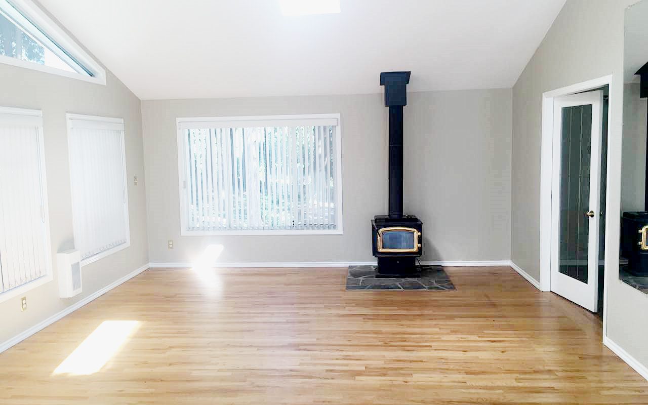 South Surrey Large 4Bd/2Ba Single Family House For Rent
